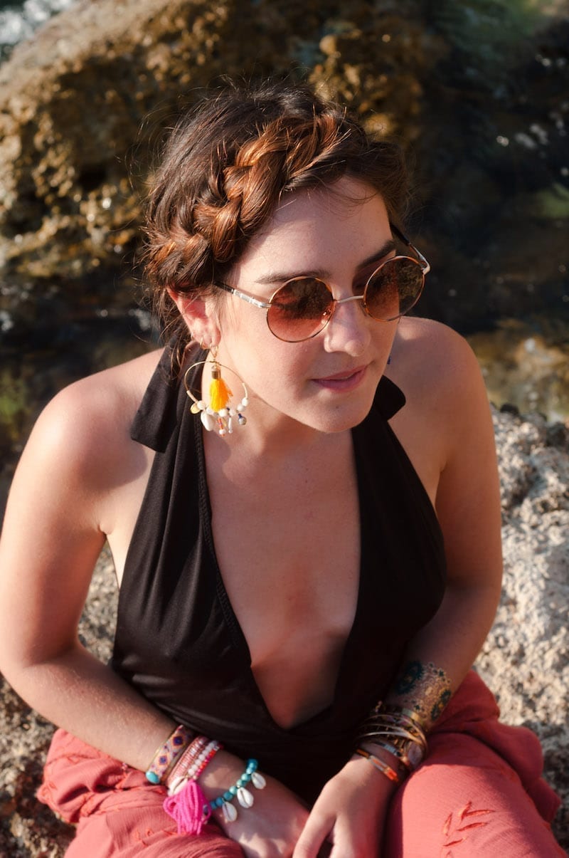 Look de plage avec Camille Albane
